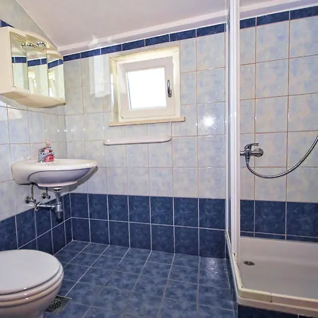 Apartment Snjezana *